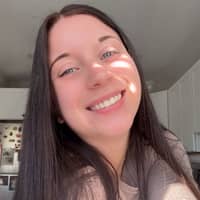 Sitter Profile Image: Lauren F.