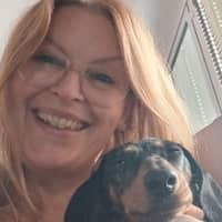 Sitter Profile Image: Tracy C.