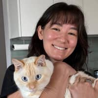 Sitter Profile Image: Iris S.