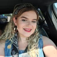 Sitter Profile Image: Sarah C.