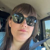 Sitter Profile Image: Zoe K.