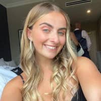 Sitter Profile Image: Nicole P.