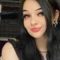 Sitter Profile Image: Ashlynn C.