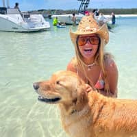 Sitter Profile Image: Demie C.