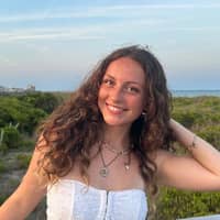 Sitter Profile Image: Jenna B.