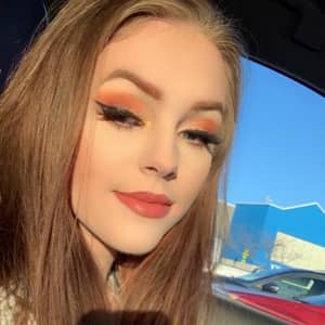 Sitter Profile Image: Angelina H.