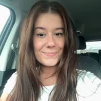 Sitter Profile Image: Leah A.