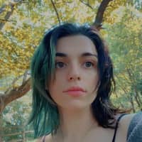 Sitter Profile Image: Haley H.