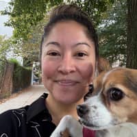 Sitter Profile Image: Linda M.