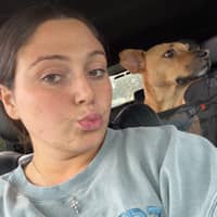 Sitter Profile Image: Isabella R.