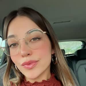 Sitter Profile Image: Candela F.