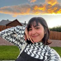 Sitter Profile Image: Daniela V.