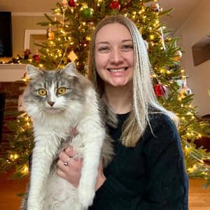 Sitter Profile Image: Hanna K.