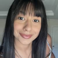 Sitter Profile Image: Ariana G.