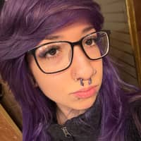 Sitter Profile Image: Isabel R.