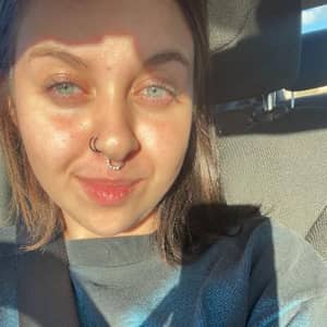 Sitter Profile Image: Madelyn H.