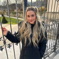 Sitter Profile Image: Amanda L.