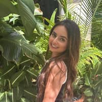 Sitter Profile Image: Kailey J.