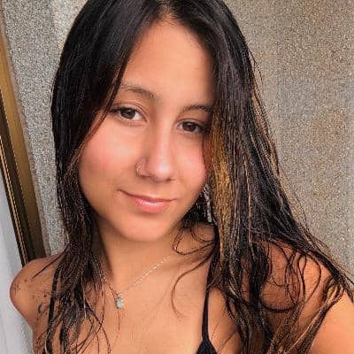 Foto de perfil del cuidador: Ariana M.