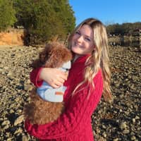 Sitter Profile Image: Macy M.