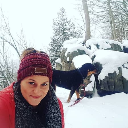 Sitter Profile Image: Lindsay H.