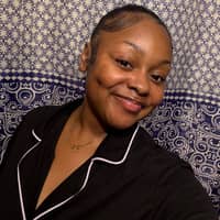 Sitter Profile Image: Dshonna T.