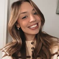 Sitter Profile Image: Nina N.