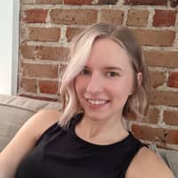 Sitter Profile Image: Carolyn L.