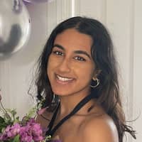 Sitter Profile Image: Simran P.