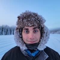 Sitter Profile Image: josh l.