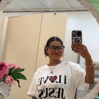 Sitter Profile Image: Kayla W.