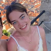 Sitter Profile Image: Erin S.