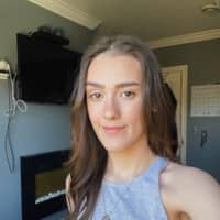 Sitter Profile Image: Hannah N.