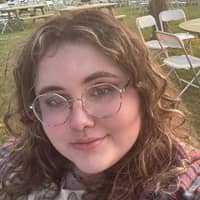 Sitter Profile Image: Norah B.