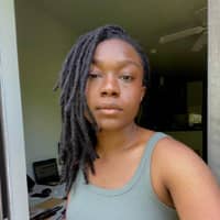 Sitter Profile Image: Olisha R.