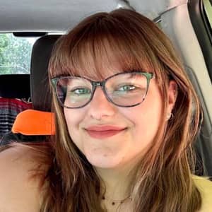 Sitter Profile Image: Emma E.