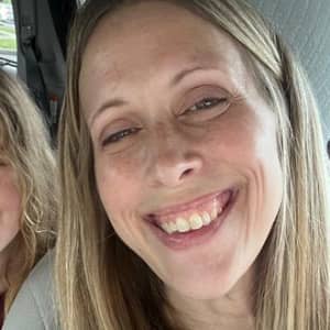 Sitter Profile Image: Ashley J.