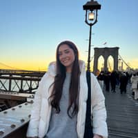 Sitter Profile Image: Mia A.