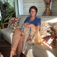 Sitter Profile Image: Dolores L.