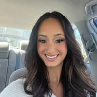 Sitter Profile Image: Christie N.