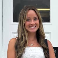 Sitter Profile Image: Mia S.