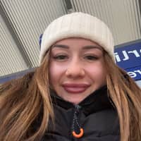 Sitter Profile Image: Sophie M.