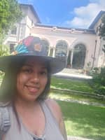 Sitter Profile Image: Ariadna B.