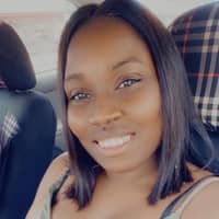 Sitter Profile Image: lanae W.