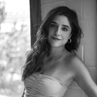 Sitter Profile Image: Cynthia V.