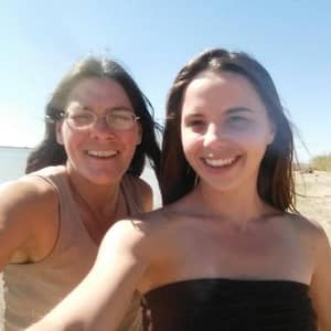 Sitter Profile Image: Amanda W.