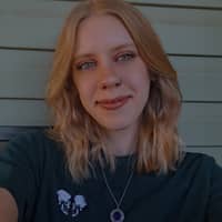 Sitter Profile Image: Hannah a.