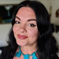 Sitter Profile Image: Lily V.