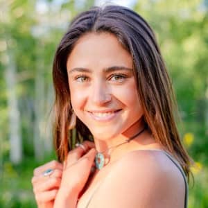 Sitter Profile Image: Mia S.