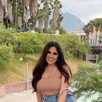 Sitter Profile Image: Rocio E.